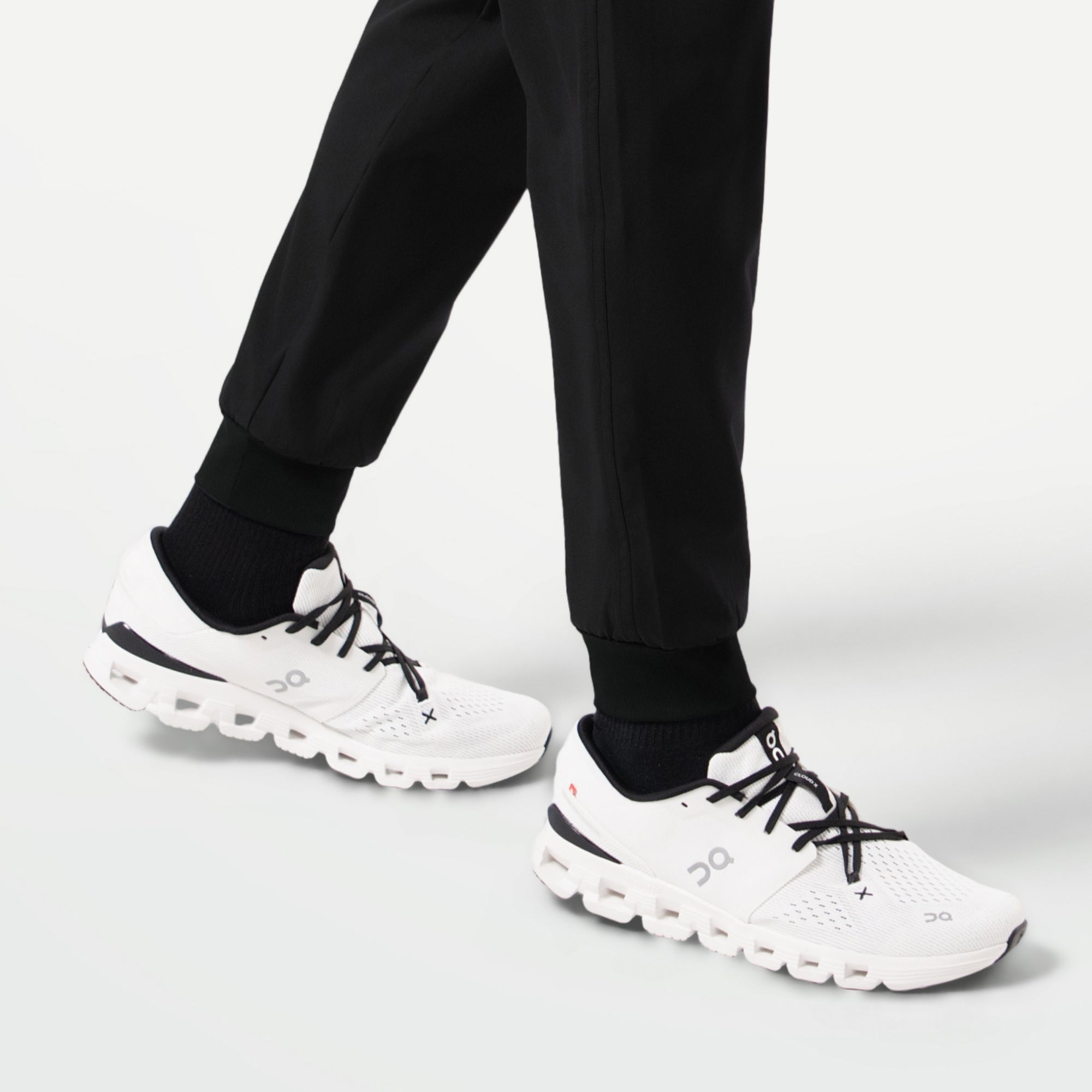Image of Zenir | Men's Zipper Pocket Jogger Scrub Pants - Eco Black