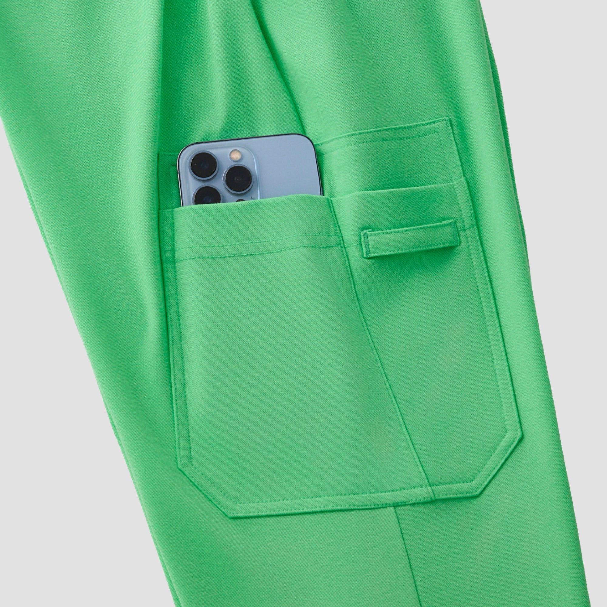 Image of Zenir | Women's Soft Stretch High Waisted Jogger Scrub Pants - Pistachio Green