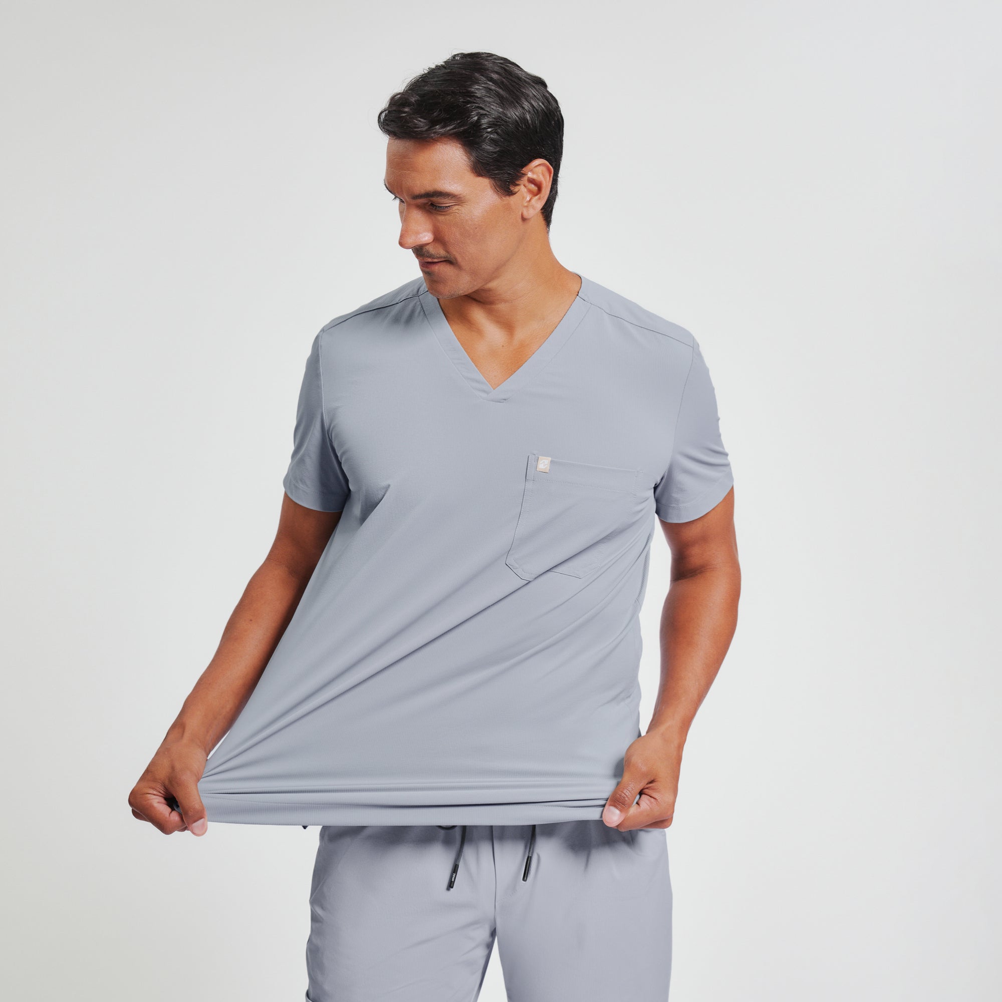 Image of Zenir | Men's Single Pocket Scrub Top - Cool Gray