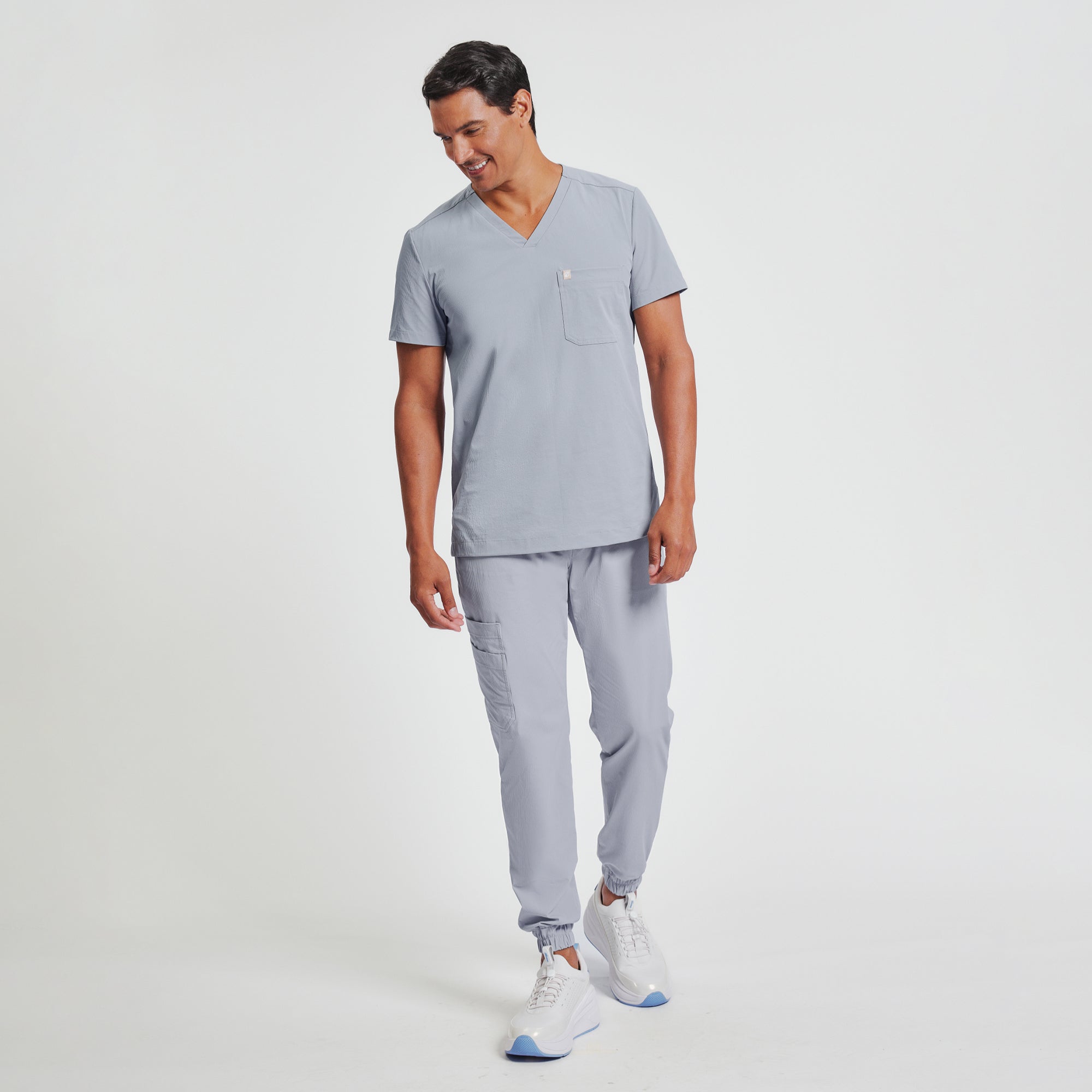 Image of Zenir | Men's Single Pocket Scrub Top - Cool Gray