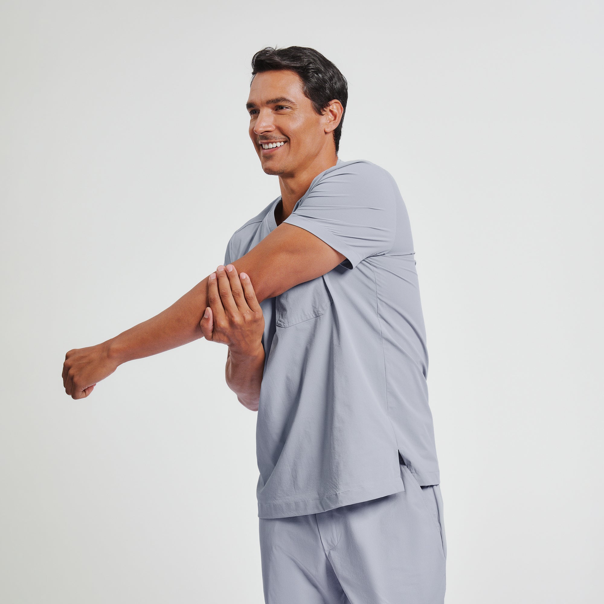 Image of Zenir | Men's Single Pocket Scrub Top - Cool Gray