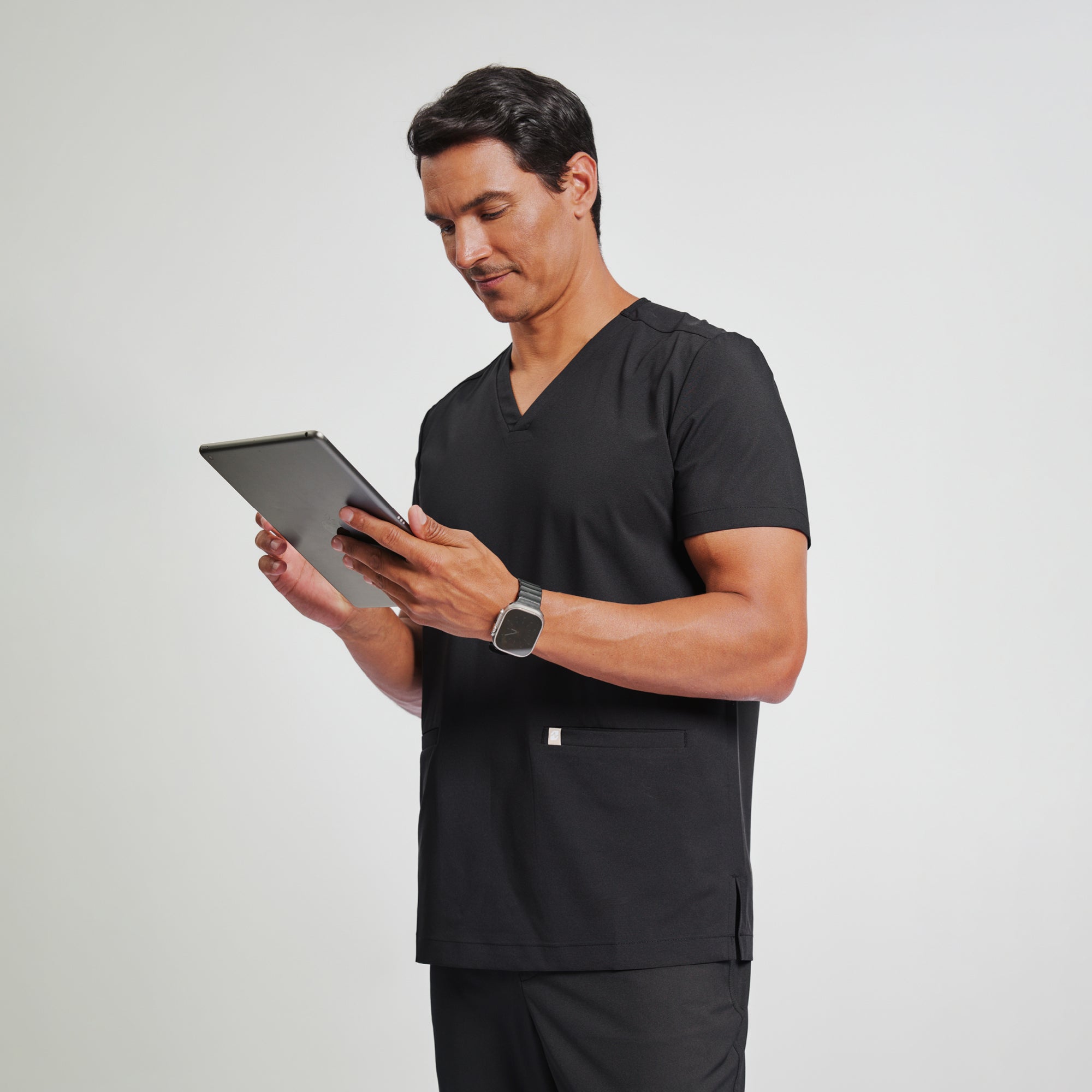Image of Zenir | Men's Double Pocket Scrub Top - Eco Black