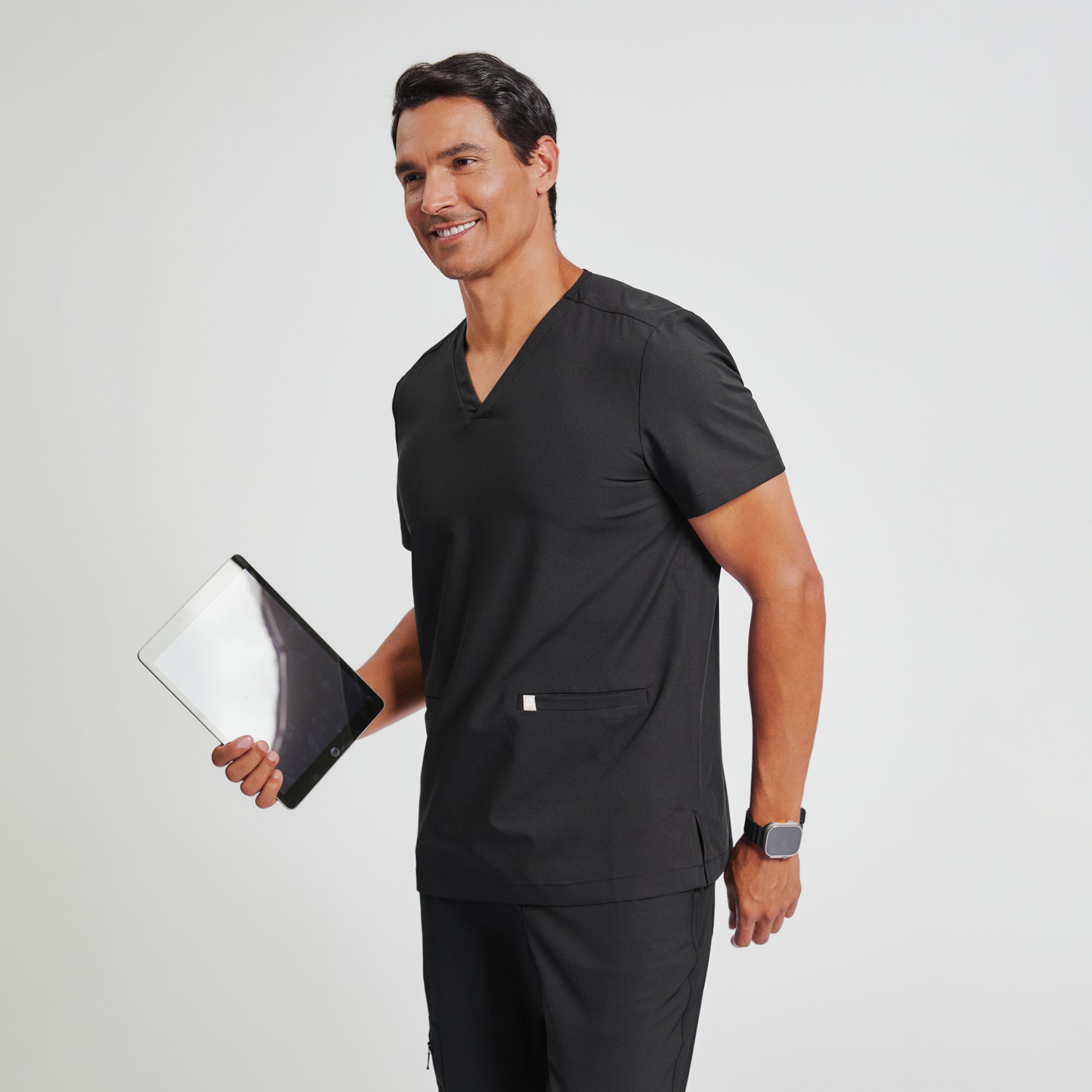Image of Zenir | Men's Double Pocket Scrub Top - Eco Black