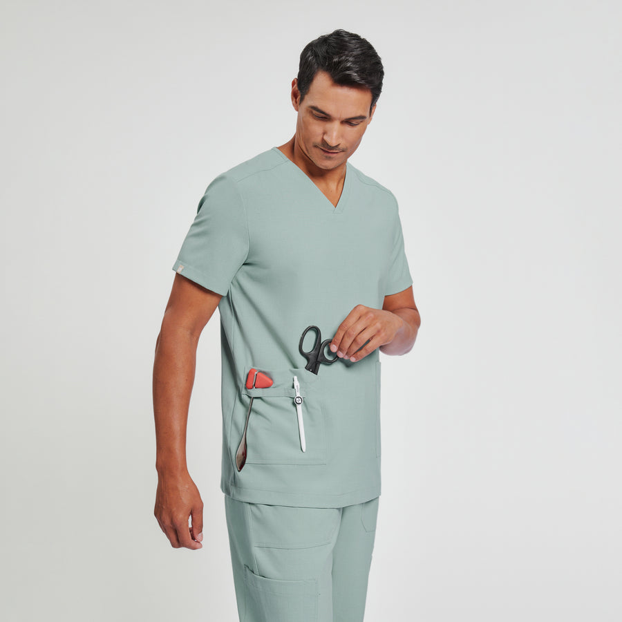 Zenir | Men's VersaPocket Scrub Top - Sage Green