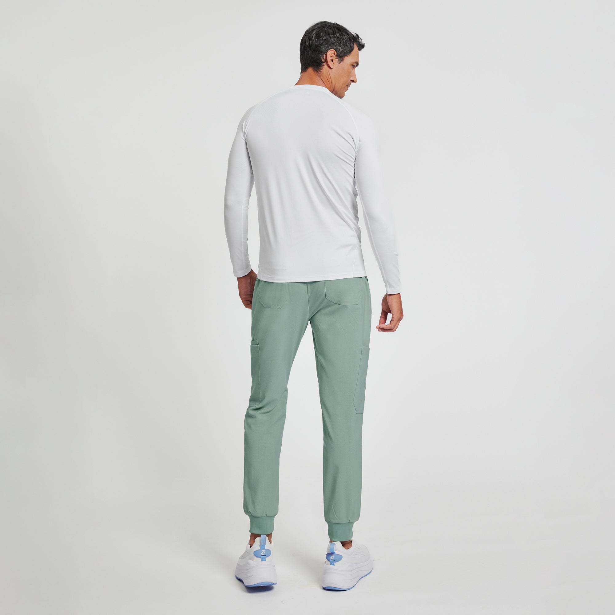 Image of Zenir | Men's Essential Underscrub Top - White
