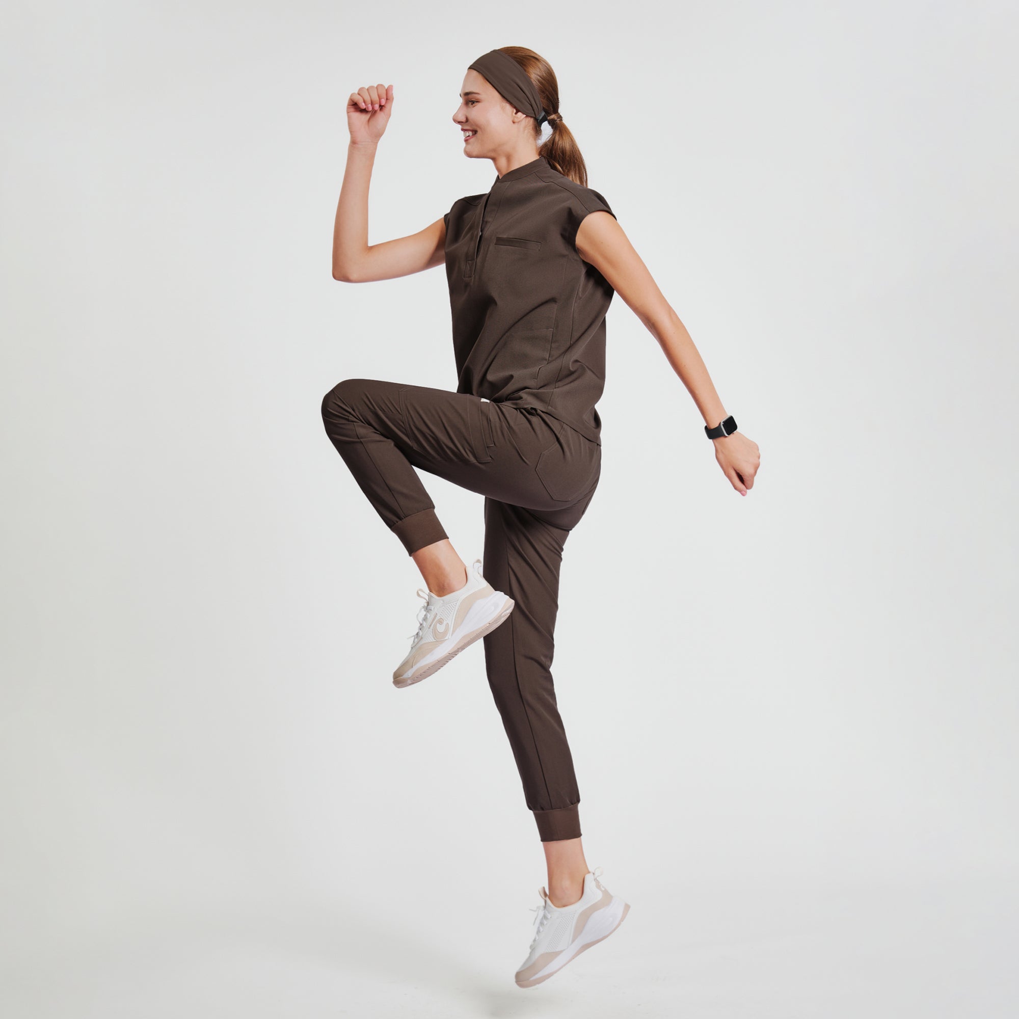 Image of Zenir | Women's Easy-Fit Jogger Scrub Pants - Brown