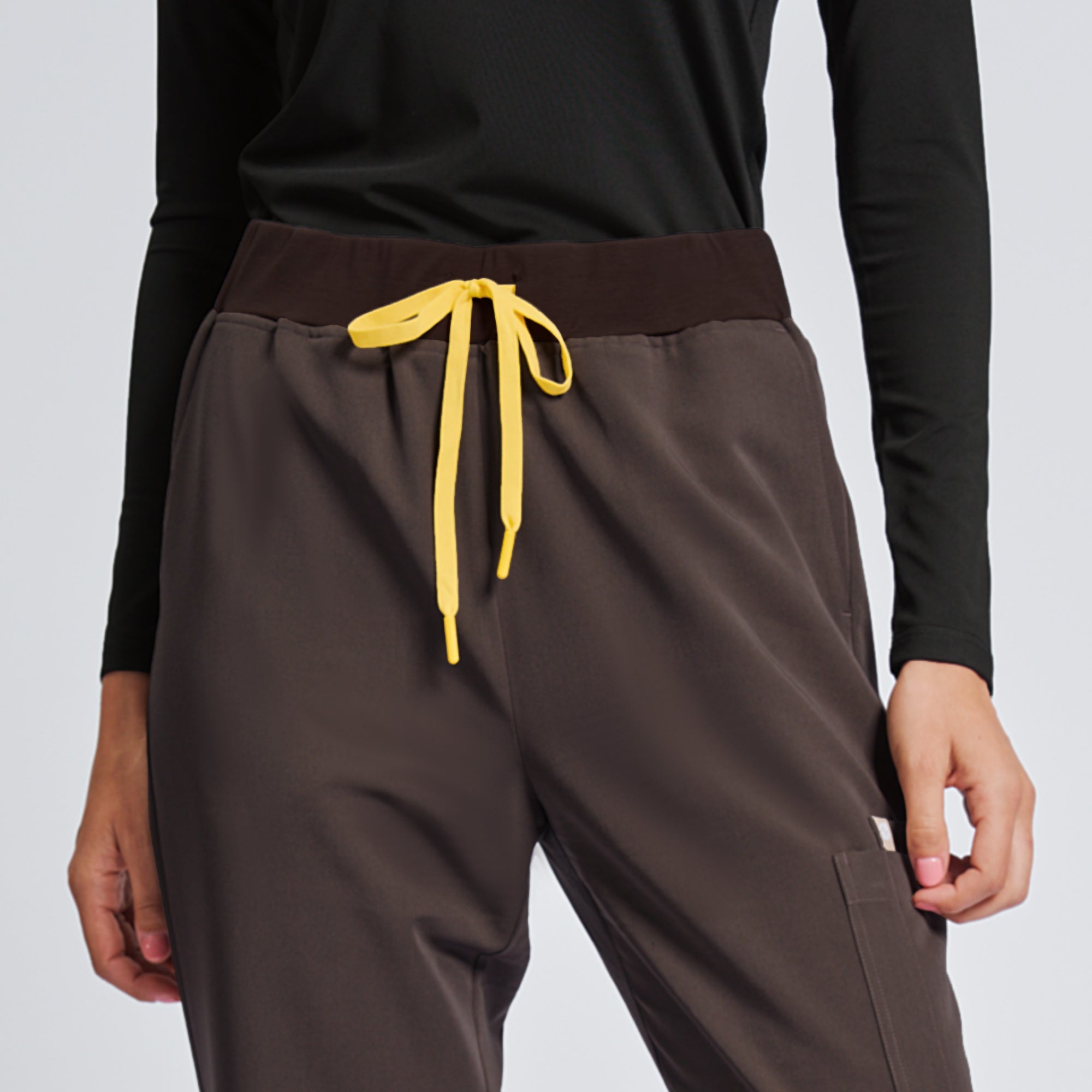 Image of Zenir | Women's Signature Straight Scrub Pants - Brown