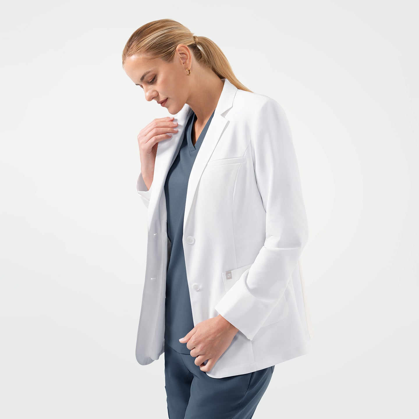 Image of Zenir |  Women's Nuevo Short Lab Coat LCW-104 - White