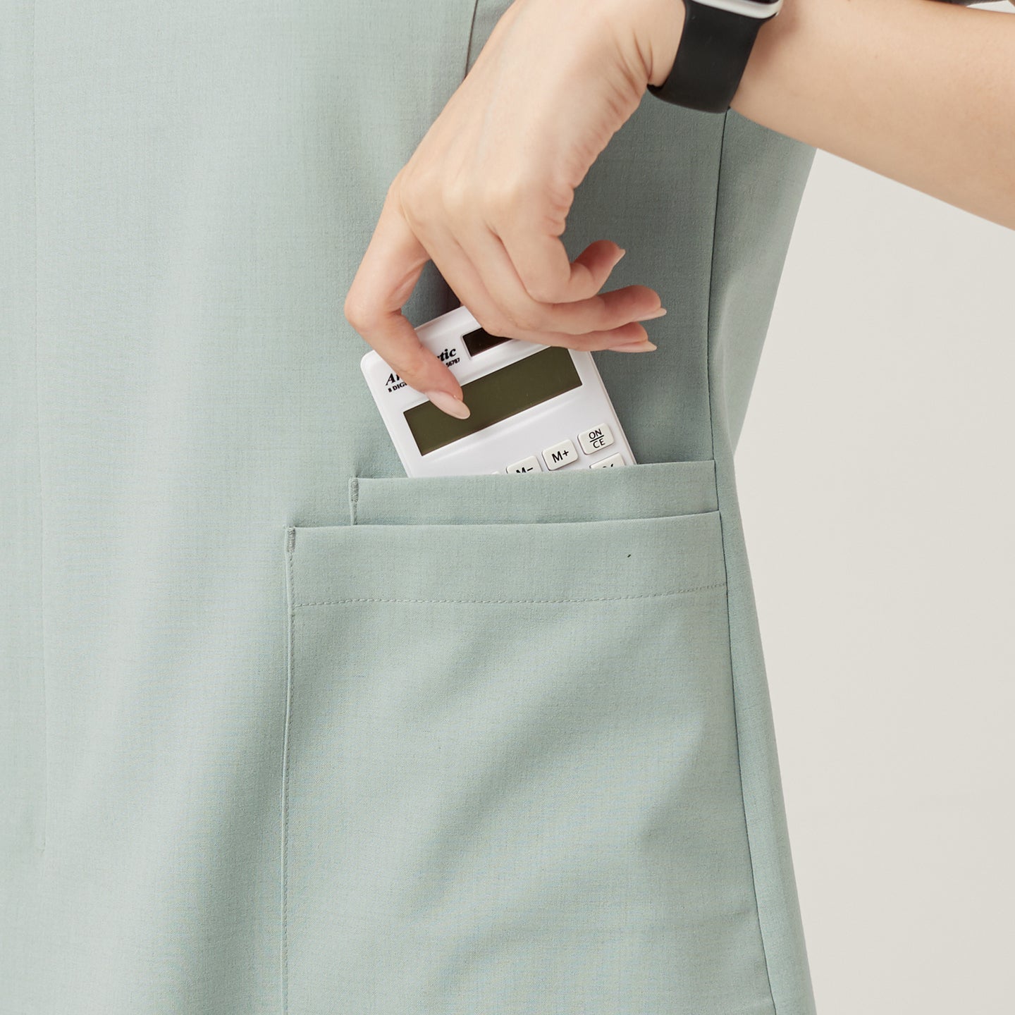 very detail of the Soft Mint OS-227 is made for convenience — spacious pockets provide secure, easy access to your daily essentials while maintaining a sleek, streamlined look.