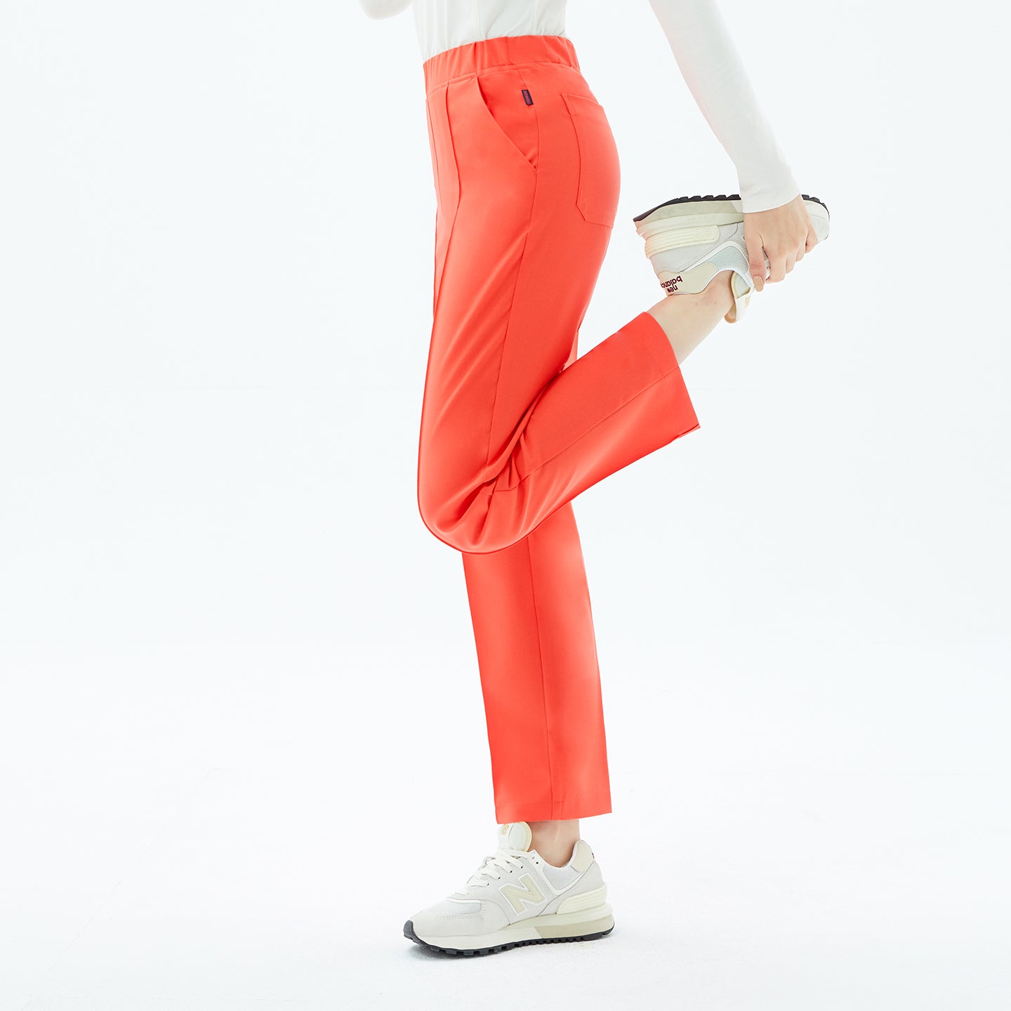 Premium Banding Scrub Pants
Radiating vibrancy, the Tiger Orange shade instantly elevates your professional style.