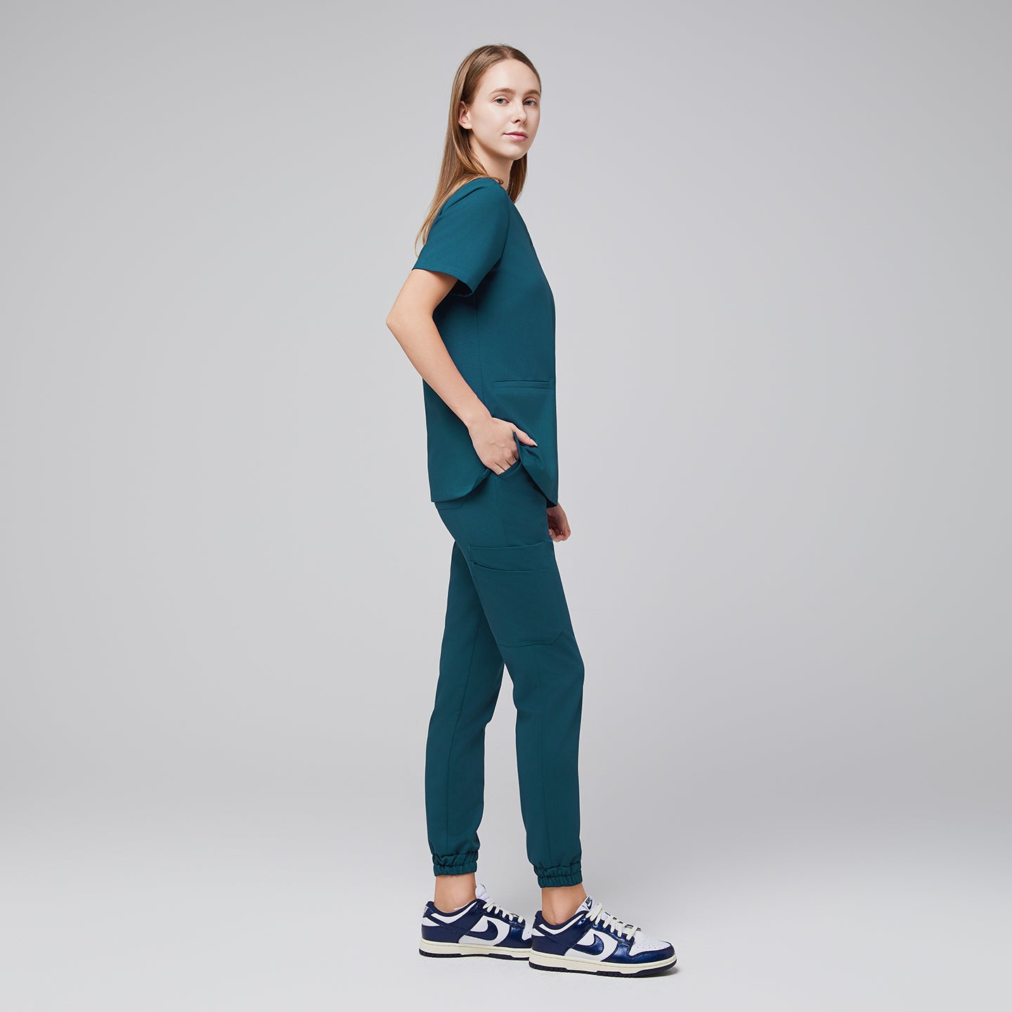 Image of Zenir | Women's StretchFit Jogger Scrub Pants - Ocean Teal