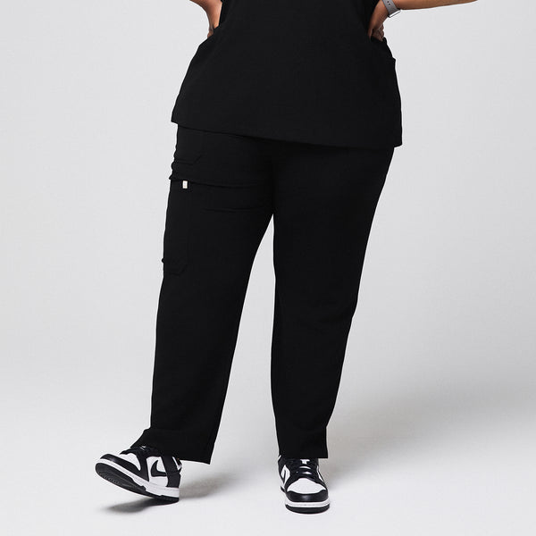 Zenir | Women's Split Hem Scrub Pants - Rich Black